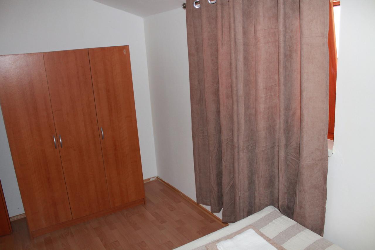 Apartments Ana Pula Exterior photo